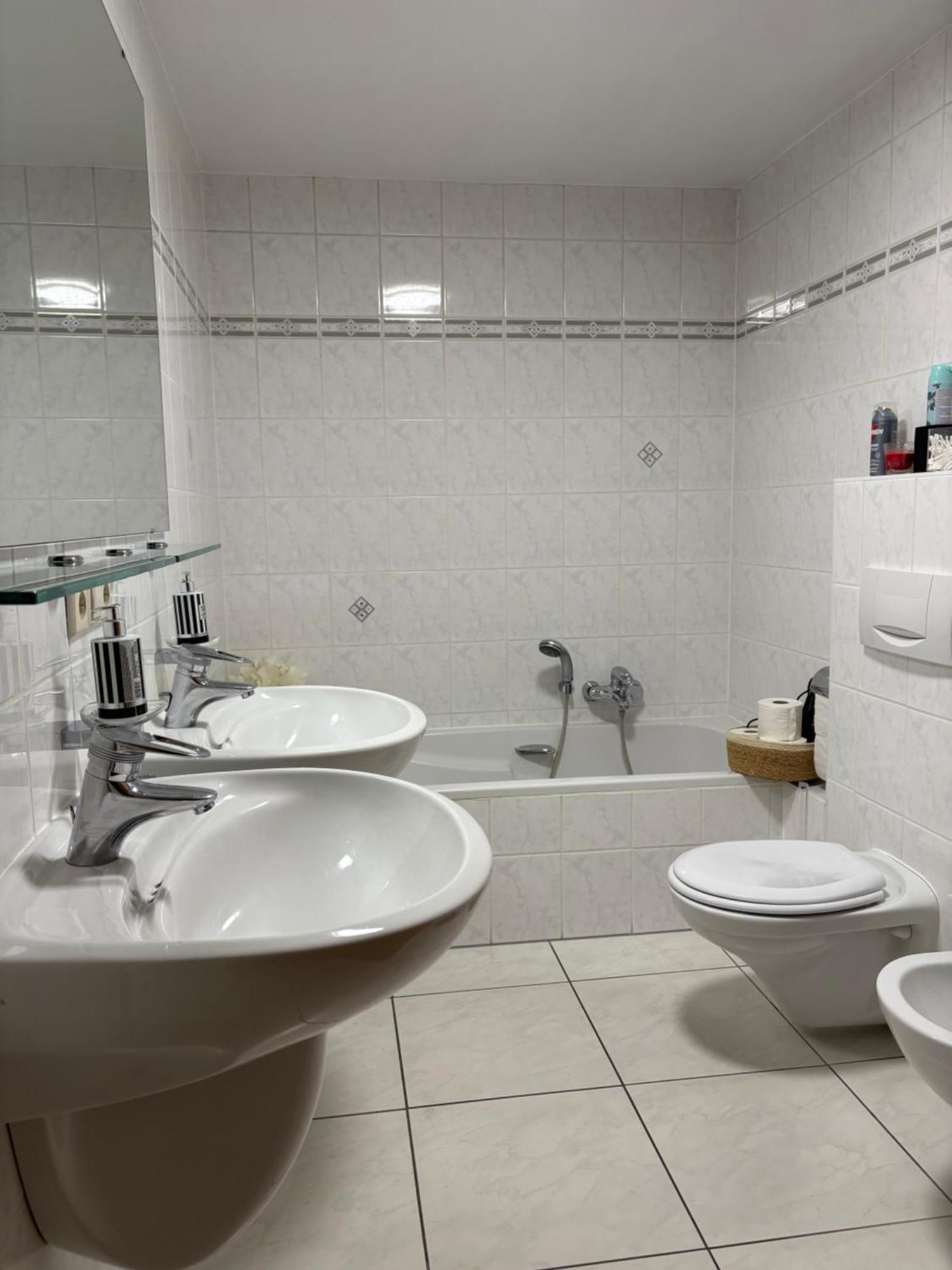 Luxury Penthouse Apartment With 3 Balconies -2 Bedrooms -Petrus View & Parking Люксембург Екстер'єр фото